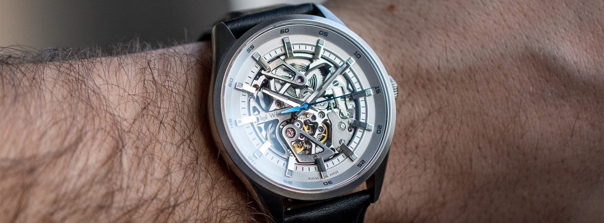 WULF EXPO WF02.01 WATCH REVIEW – H2 Hub