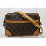 Louis Vuitton Monogram Trocadero 27 25102001 (Good Condition)