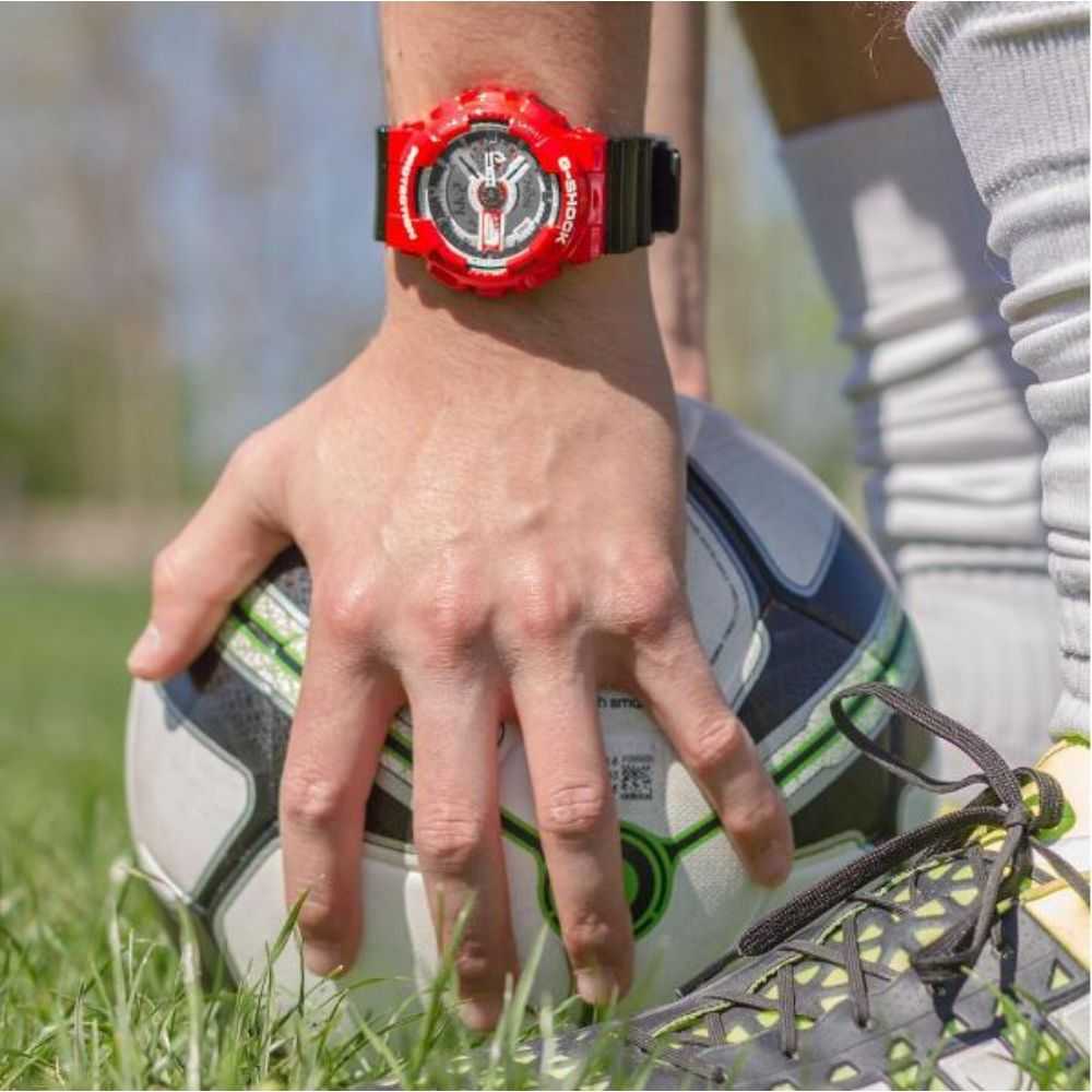 CASIO G-SHOCK GA-110RD-4ACR DIGITAL QUARTZ RED RESIN UNISEX'S WATCH - H2 Hub Watches