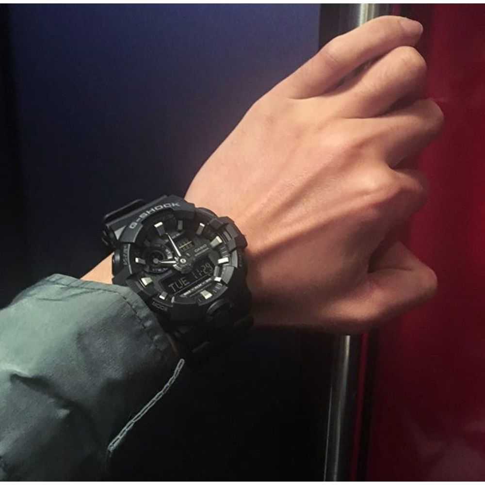 CASIO G-SHOCK GA-700-1BDR DIGITAL QUARTZ BLACK RESIN MEN'S WATCH - H2 Hub Watches