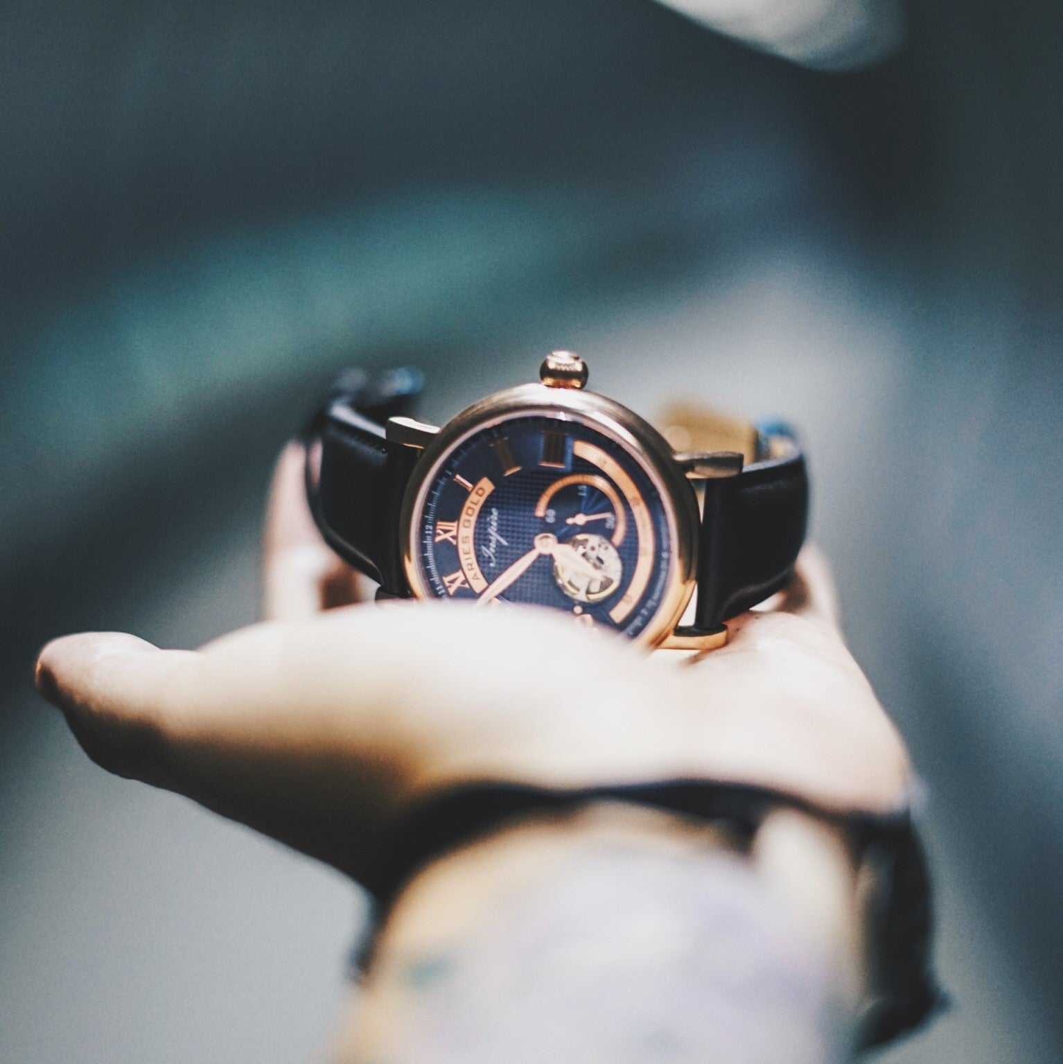 ARIES GOLD AUTOMATIC INSPIRE GAUNTLET VINTAGE ROSE GOLD STAINLESS STEEL G 903 RG-BU BROWN LEATHER STRAP MEN'S WATCH - H2 Hub Watches