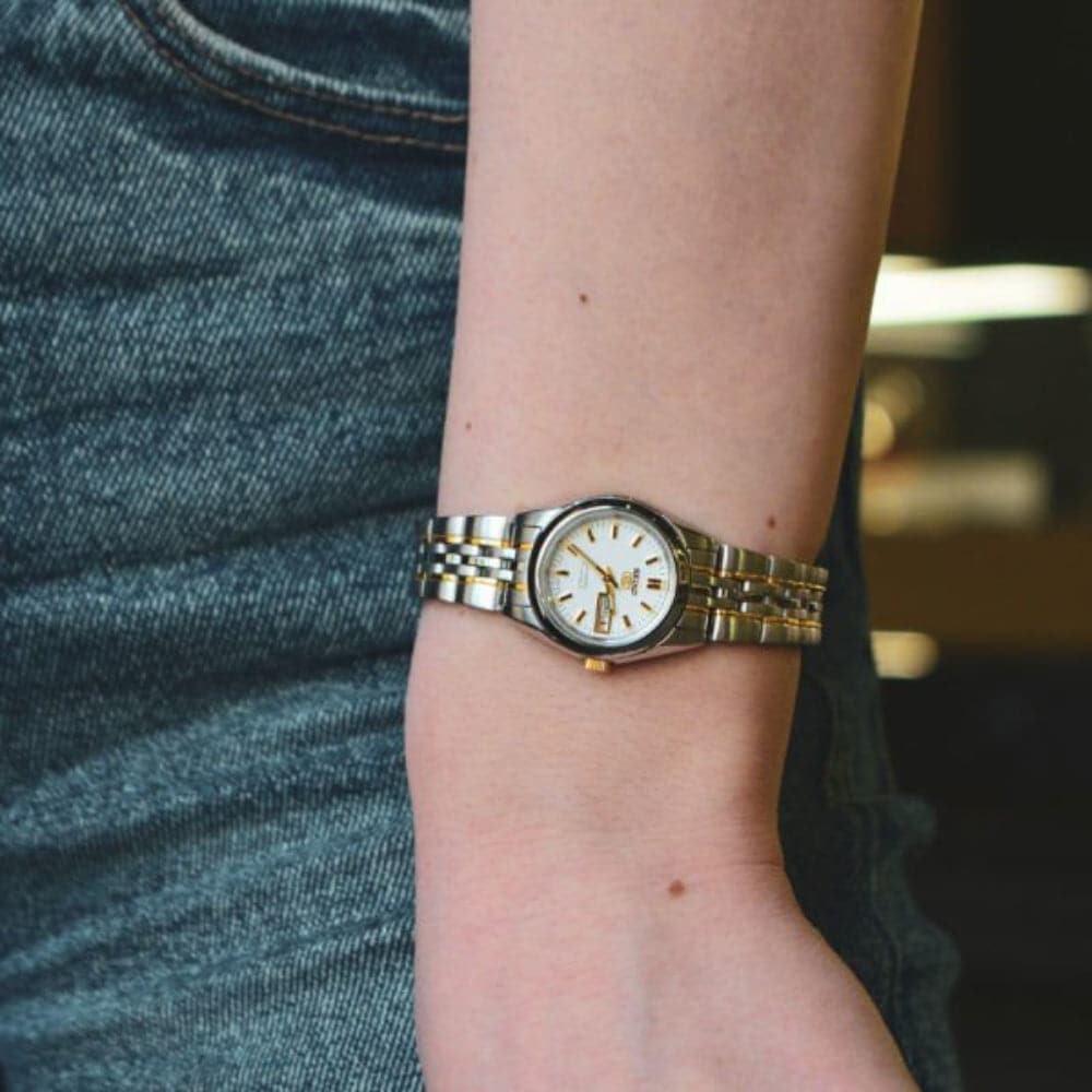 SEIKO 5 SYMA35K1 WOMEN'S WATCH - H2 Hub Watches