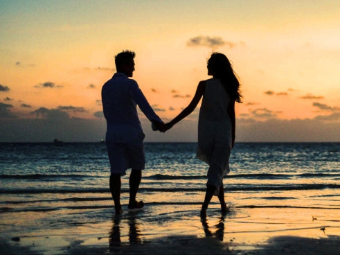 What is the best Naviforce watch for wedding anniversary?
