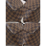 Louis Vuitton V24102303 (Good Condition)