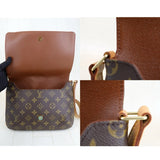 Louis Vuitton H24100701 (Excellent Condition)