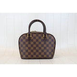 Louis Vuitton H24092502 (Very Good Condition)