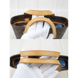 Louis Vuitton V24101733 (Very Good Condition)
