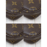 Louis Vuitton V24060631 (Good Condition)