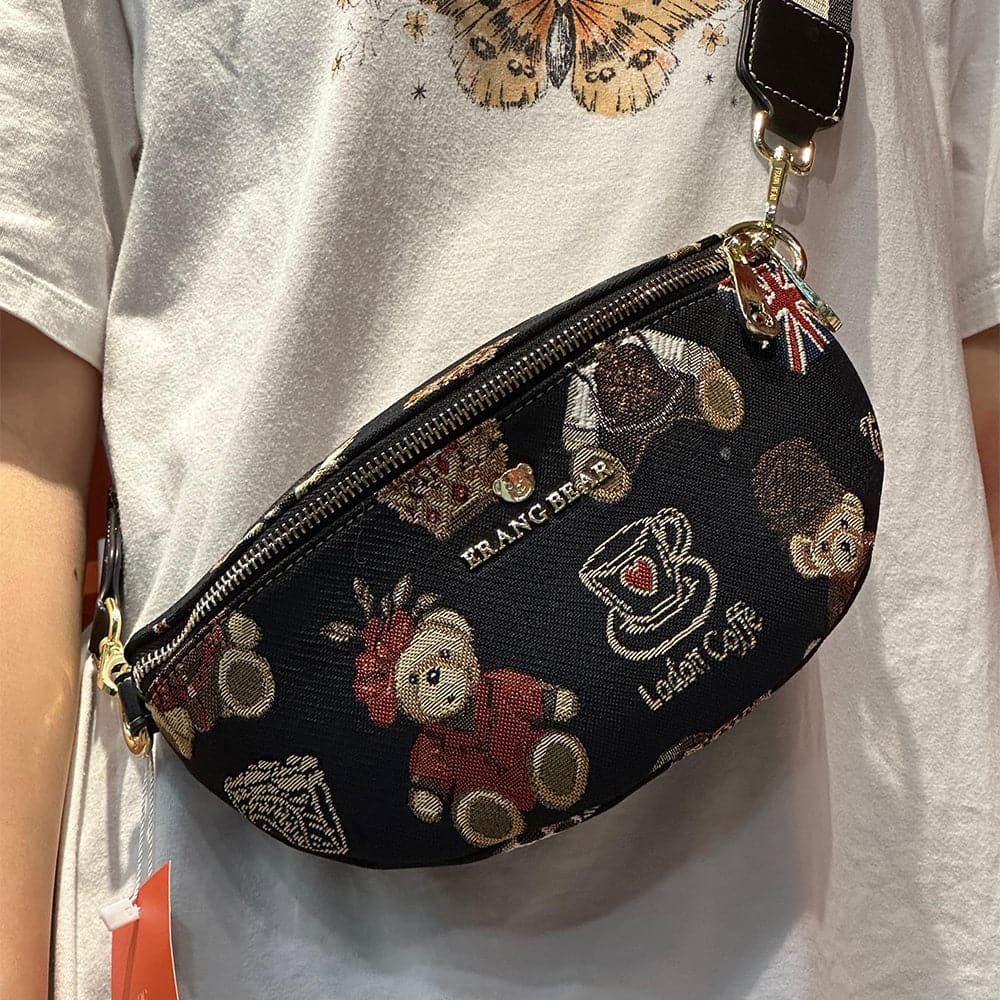 AG Collective Trendy Crossbody Waist Bag Cute Bear Printed Women's Belt Bag