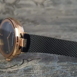 BCBGMAXAZRIA QUARTZ ROSE GOLD STAINLESS STEEL BG50671004 BLACK MESH STRAP WOMEN'S WATCH