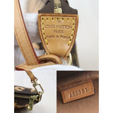 Louis Vuitton W24100603 (Good Condition)