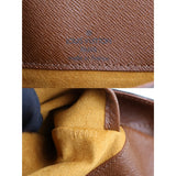 Louis Vuitton H24100701 (Excellent Condition)