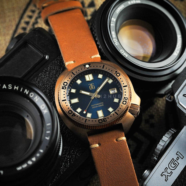 THE DEEP SEA AG COLLECTIVE BRONZE SERIES G 8044 G-BU 200M DIVER WATCH