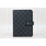 Louis Vuitton Q25021306 (Very Good Condition)