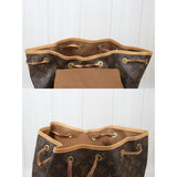 Louis Vuitton 25021803 (Good Condition)
