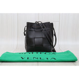 Bottega Veneta P25041410 Lamb Skin Weave Bucket (Good Condition)