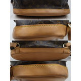 Louis Vuitton 25021803 (Good Condition)