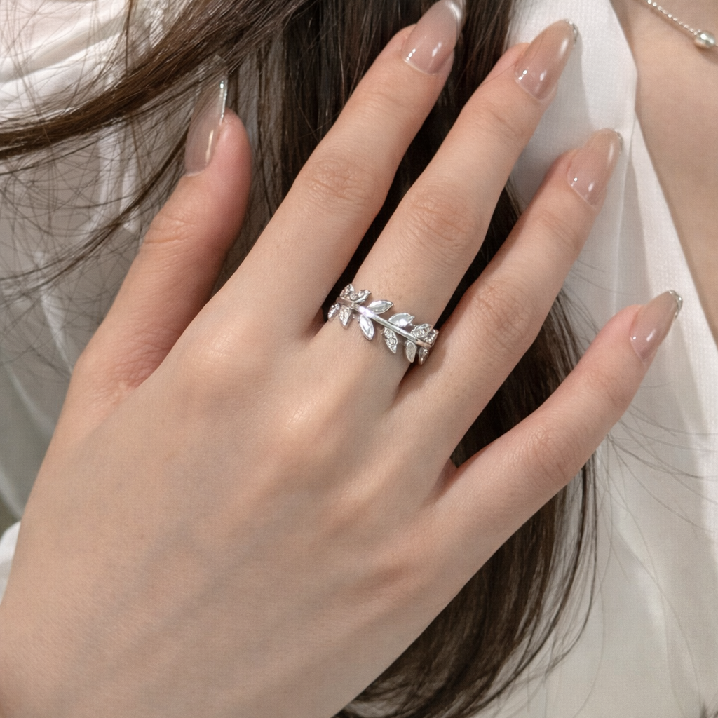 AG Collective Jewelry – Aurelia Vine Ring