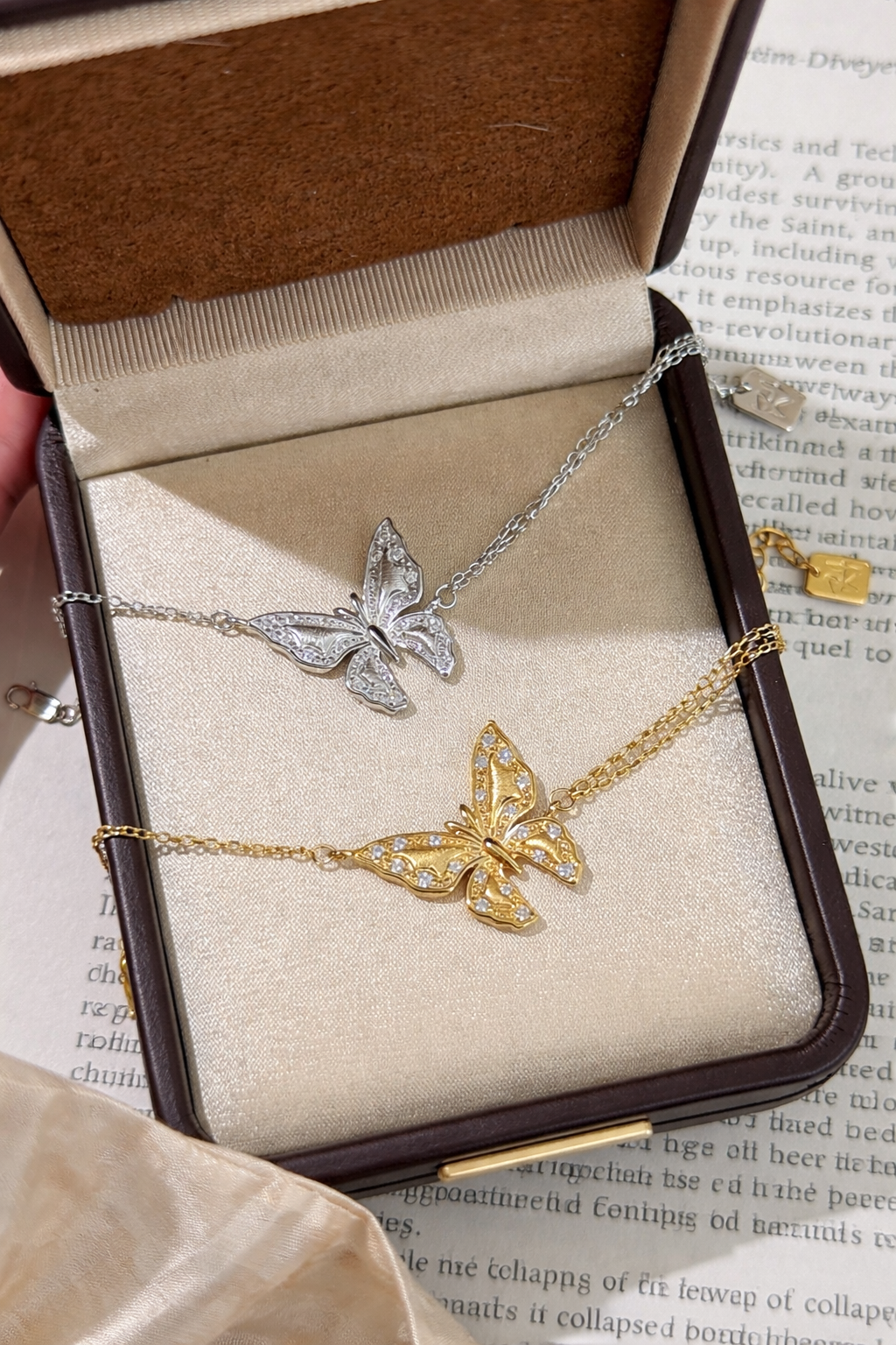 AG Collective Jewelry – Butterfly Lumière Bracelet (Gold / Silver)