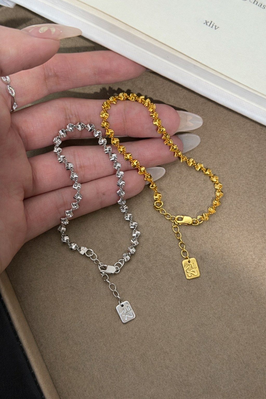 AG Collective Jewelry – Stardust Ripple Bracelet (Gold / Silver)