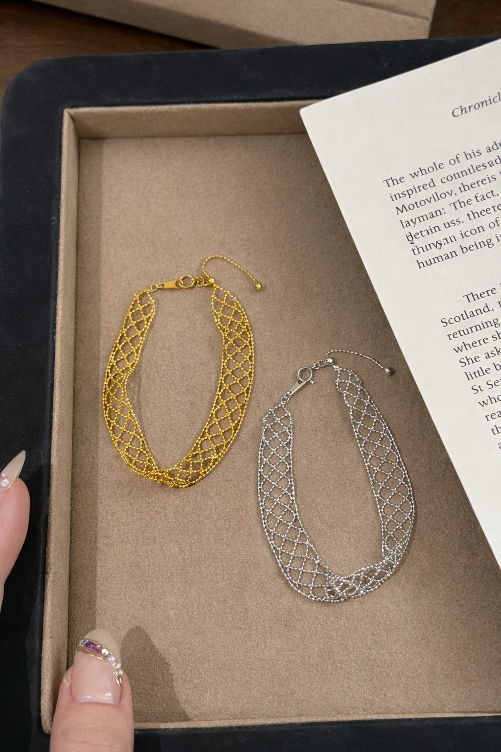 AG Collective Jewelry – Ethereal Mesh Bracelet (Gold / Silver)