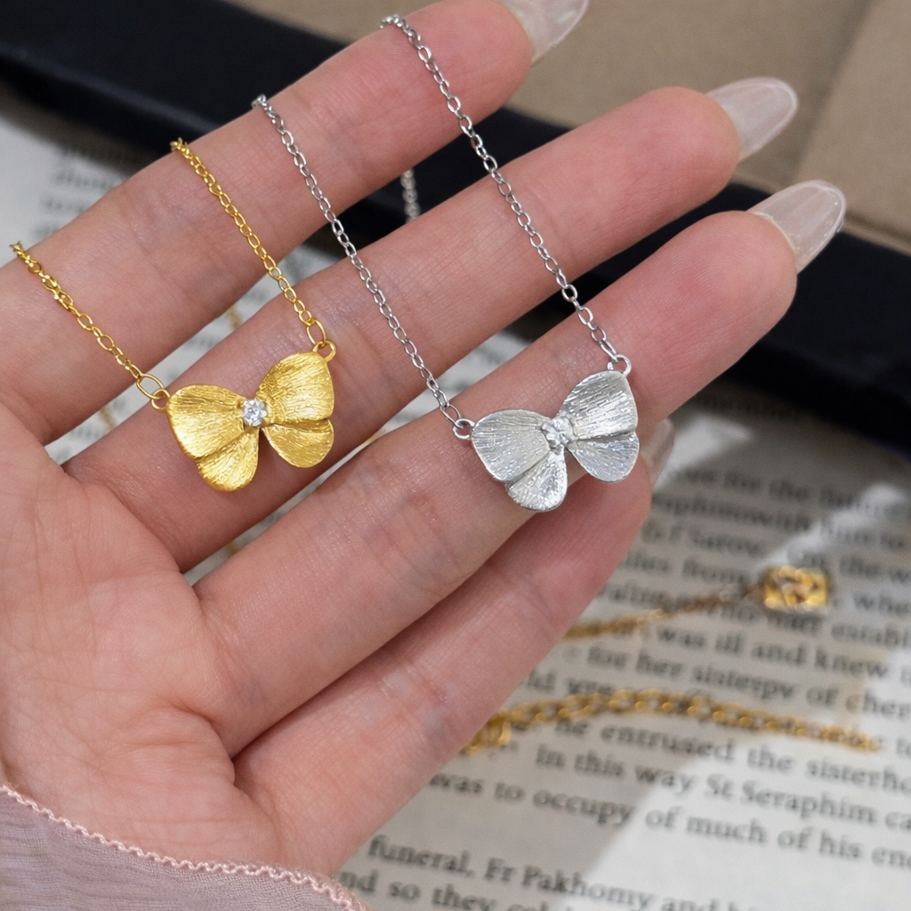 AG Collective Jewelry – Grace Bow Necklace