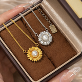 AG Collective Jewelry – Aurora Bloom Pearl Necklace