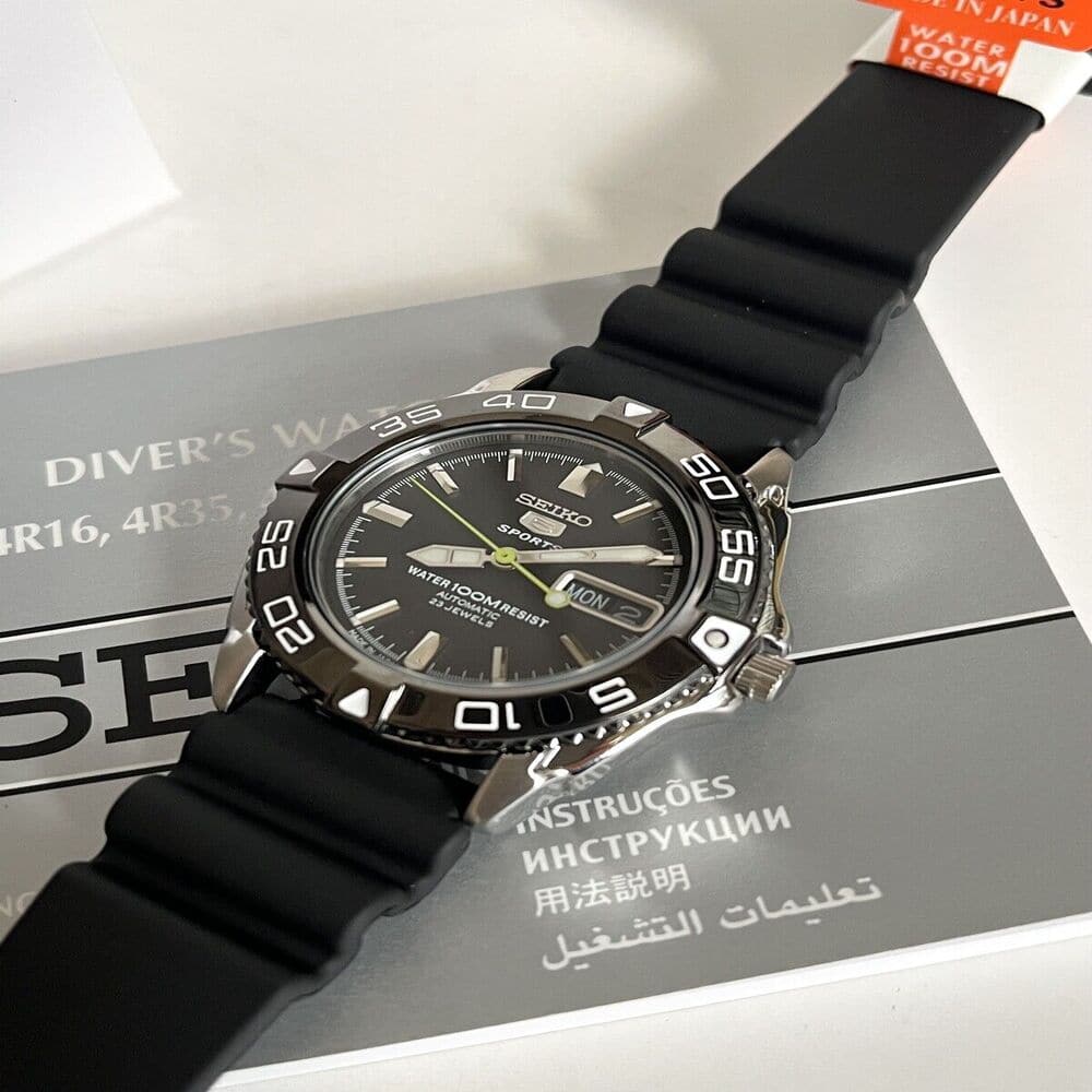Seiko 5 snzb23j2 top