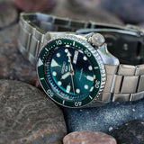 SEIKO 5 SPORTS BLUE GREEN DIAL STAINLESS MEN'S WATCH SRPD61K1