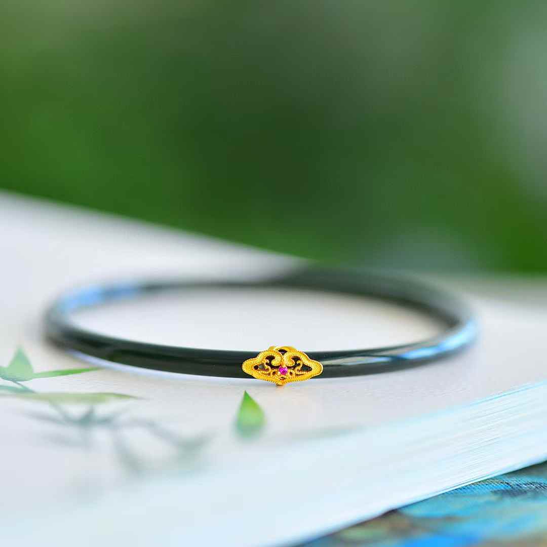 AG Collective Jewelry – Midnight Grace Hetian Bangle