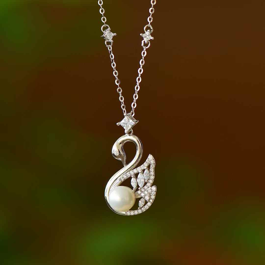 AG Collective Jewelry – Aurielle Hetian Swan Necklace