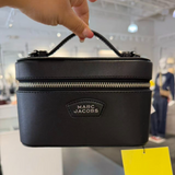 MARC JACOBS The Everyday Leather Vanity Bag Black | Until July 28 Only