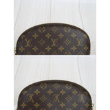 Louis Vuitton Monogram GM Pochette Cosmetics  25101401 (Very Good Condition)