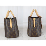 Louis Vuitton X25092208 (Very Good Condition)