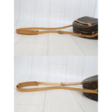 Louis Vuitton 25101501 (Good Condition)