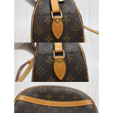 Louis Vuitton 25101501 (Good Condition)