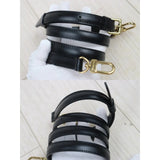 Louis Vuitton 25101504 (Very Good Condition)