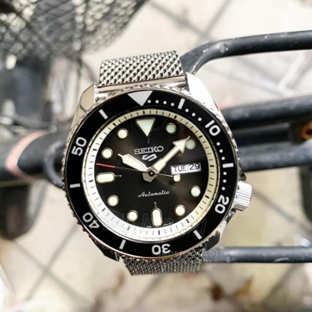SEIKO 5 SPORTS SRPD73K1 MEN'S WATCH - H2 Hub Watches