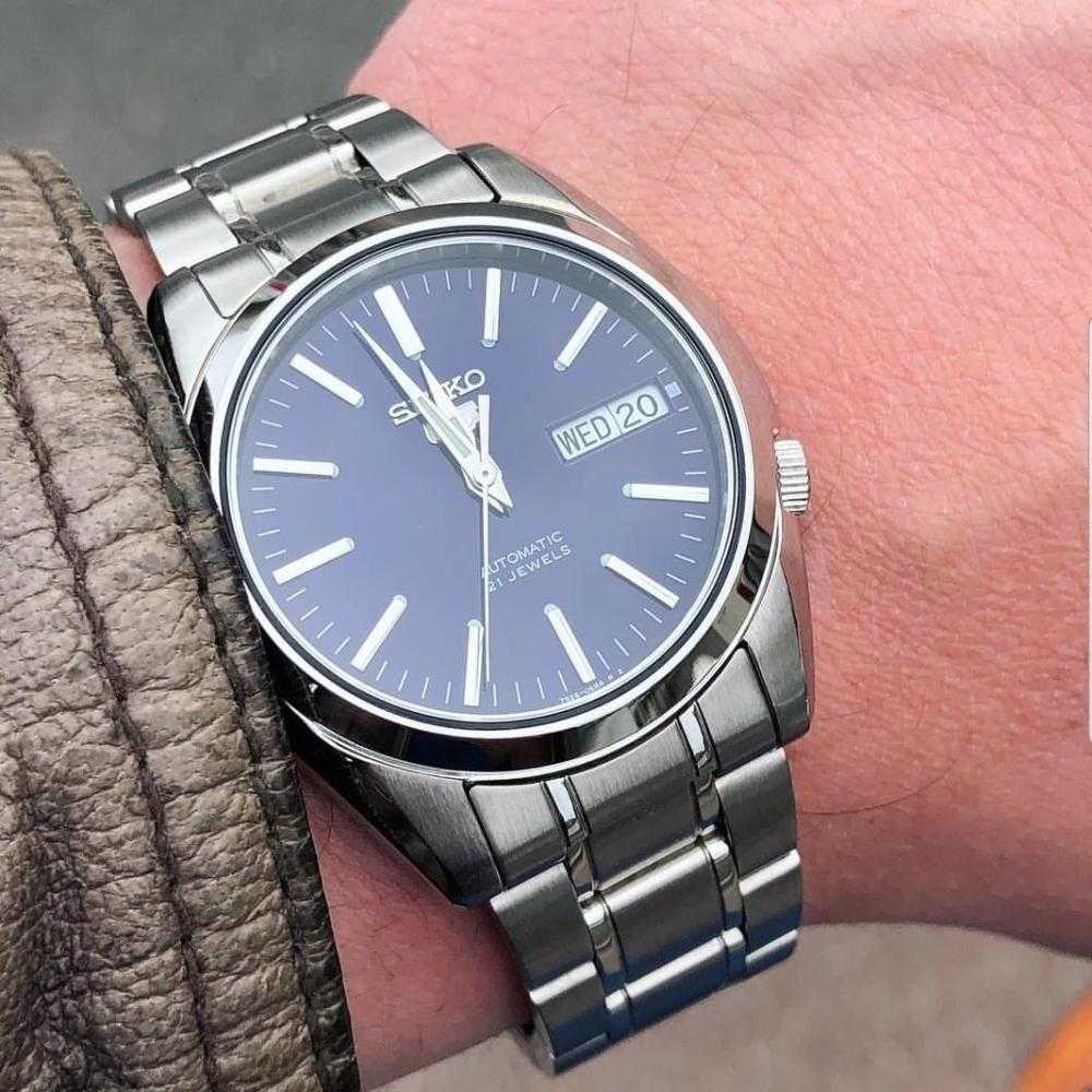 SEIKO 5 SNKL43K1P AUTOMATIC STAINLESS STEEL MEN'S SILVER WATCH - H2 Hub Watches