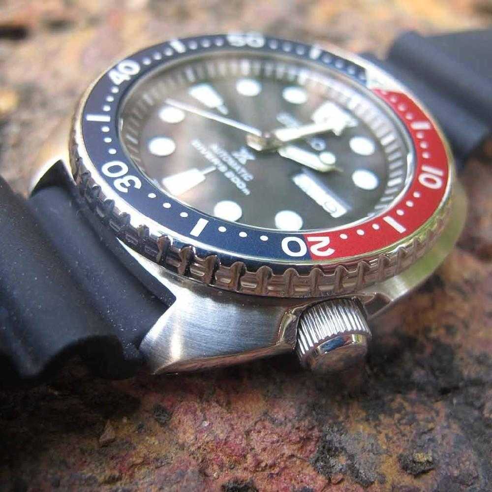 SEIKO PROSPEX SRP779K1 AUTOMATIC MEN'S BLACK RUBBER STRAP WATCH - H2 Hub Watches