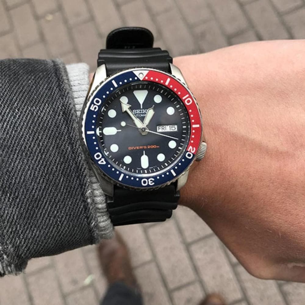 SEIKO GENERAL SKX009K1 DIVER'S MEN'S WATCH - H2 Hub Watches