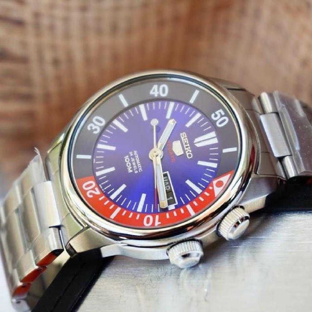 SEIKO 5 SPORTS SRPB25K1 AUTOMATIC STAINLESS STEEL MEN'S SILVER WATCH - H2 Hub Watches