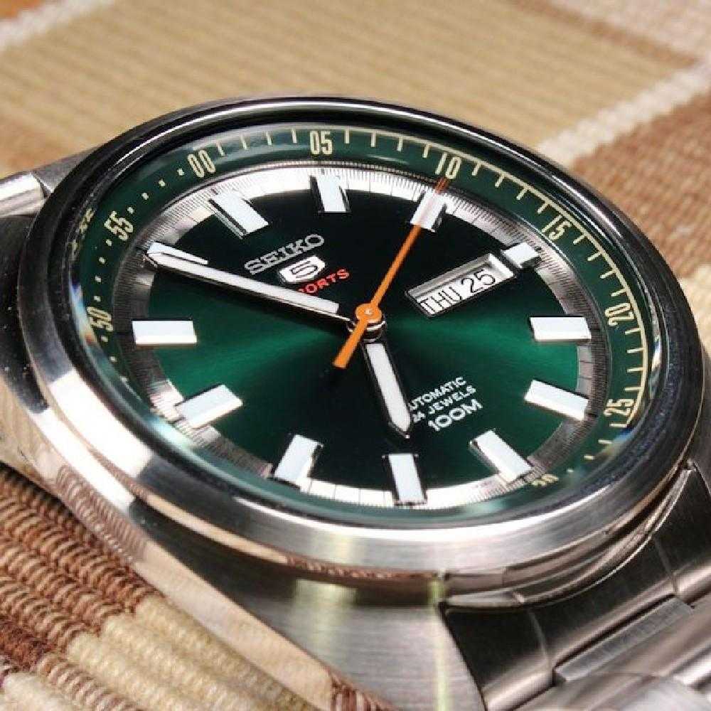 SEIKO 5 SPORTS TURTLE SRPB13K1 AUTOMATIC STAINLESS STEEL MEN'S SILVER WATCH - H2 Hub Watches