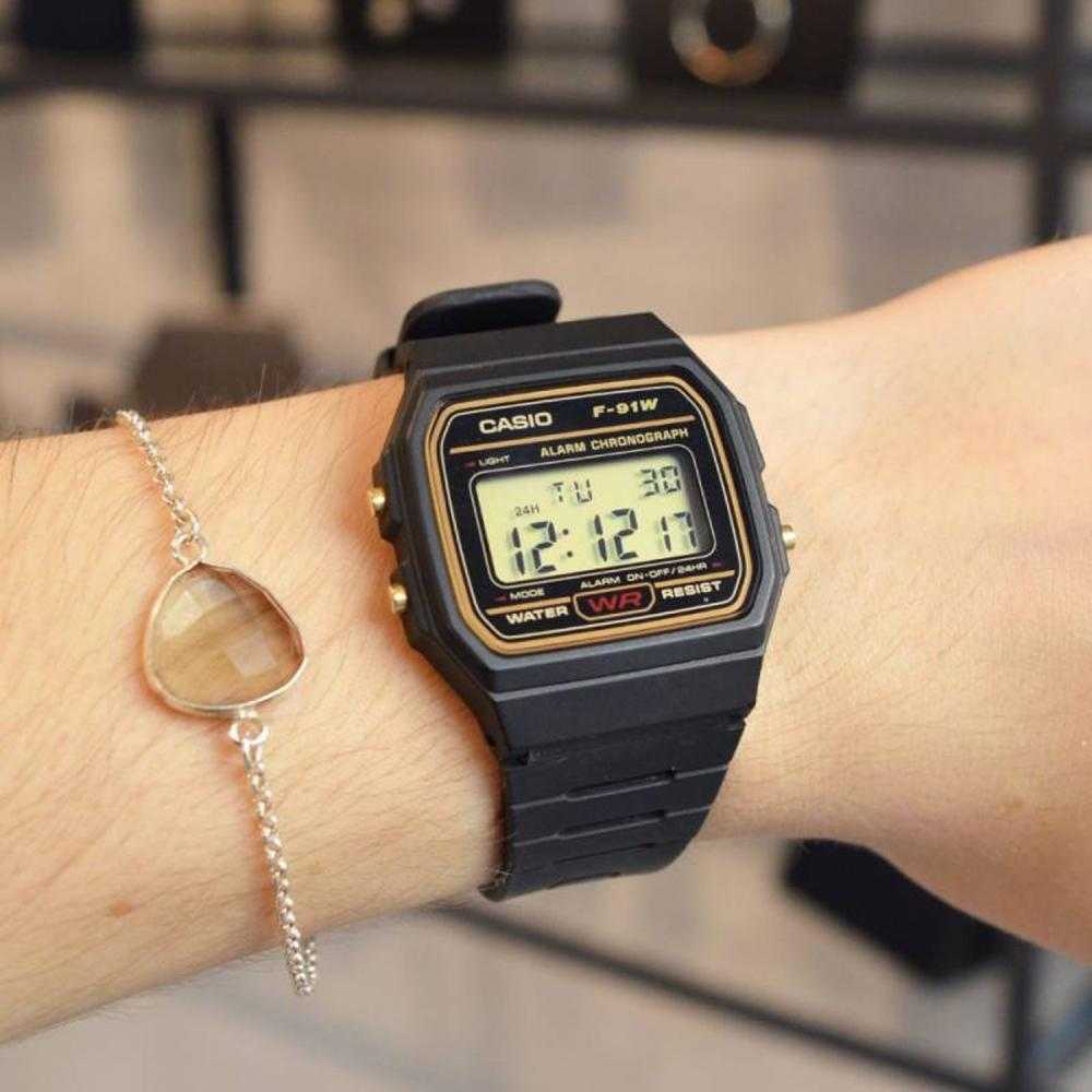 CASIO GENERAL F-91WG-9QDF UNISEX'S WATCH - H2 Hub Watches