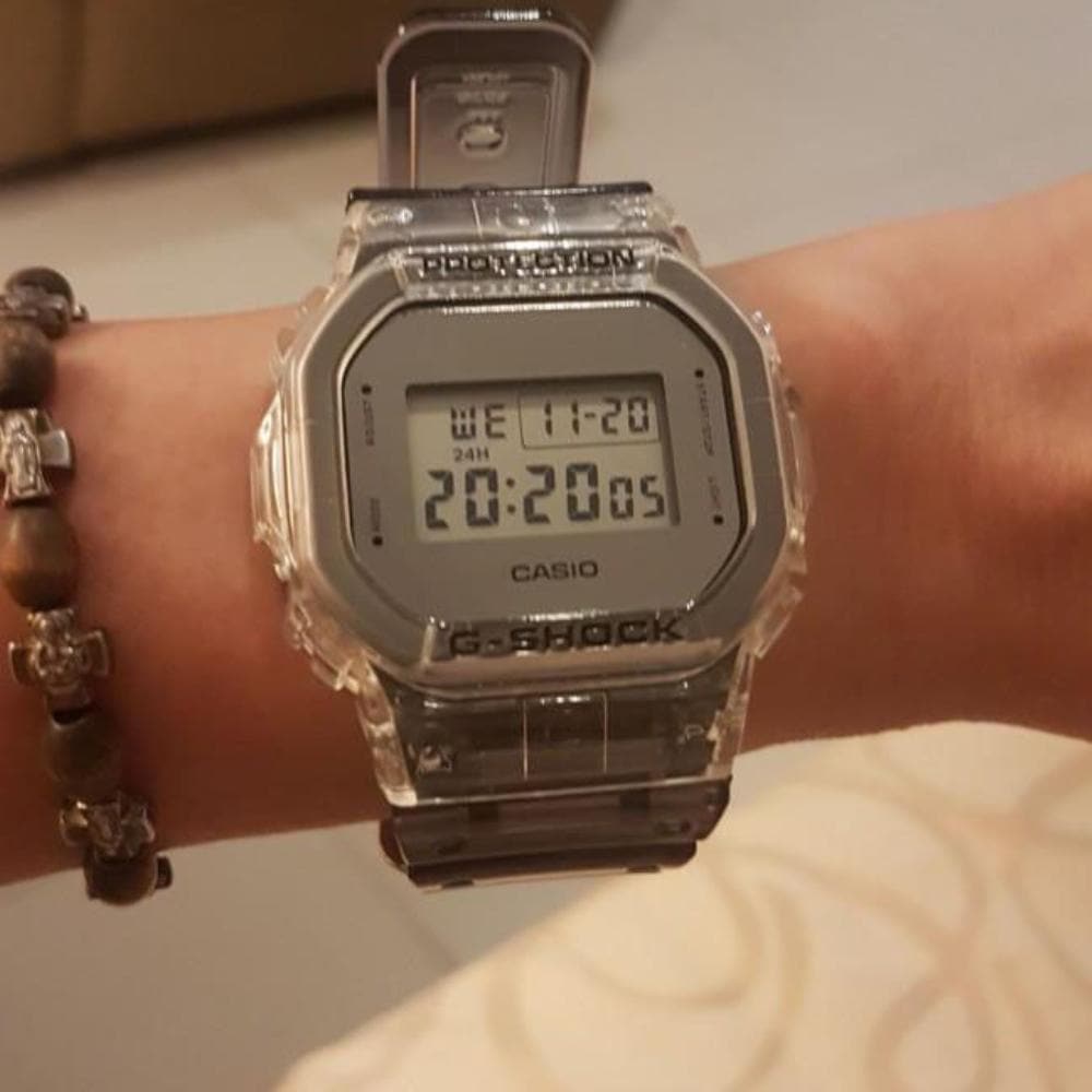 CASIO G-SHOCK DW-5600SK-1DR  SPECIAL COLOUR MEN'S WATCH - H2 Hub Watches