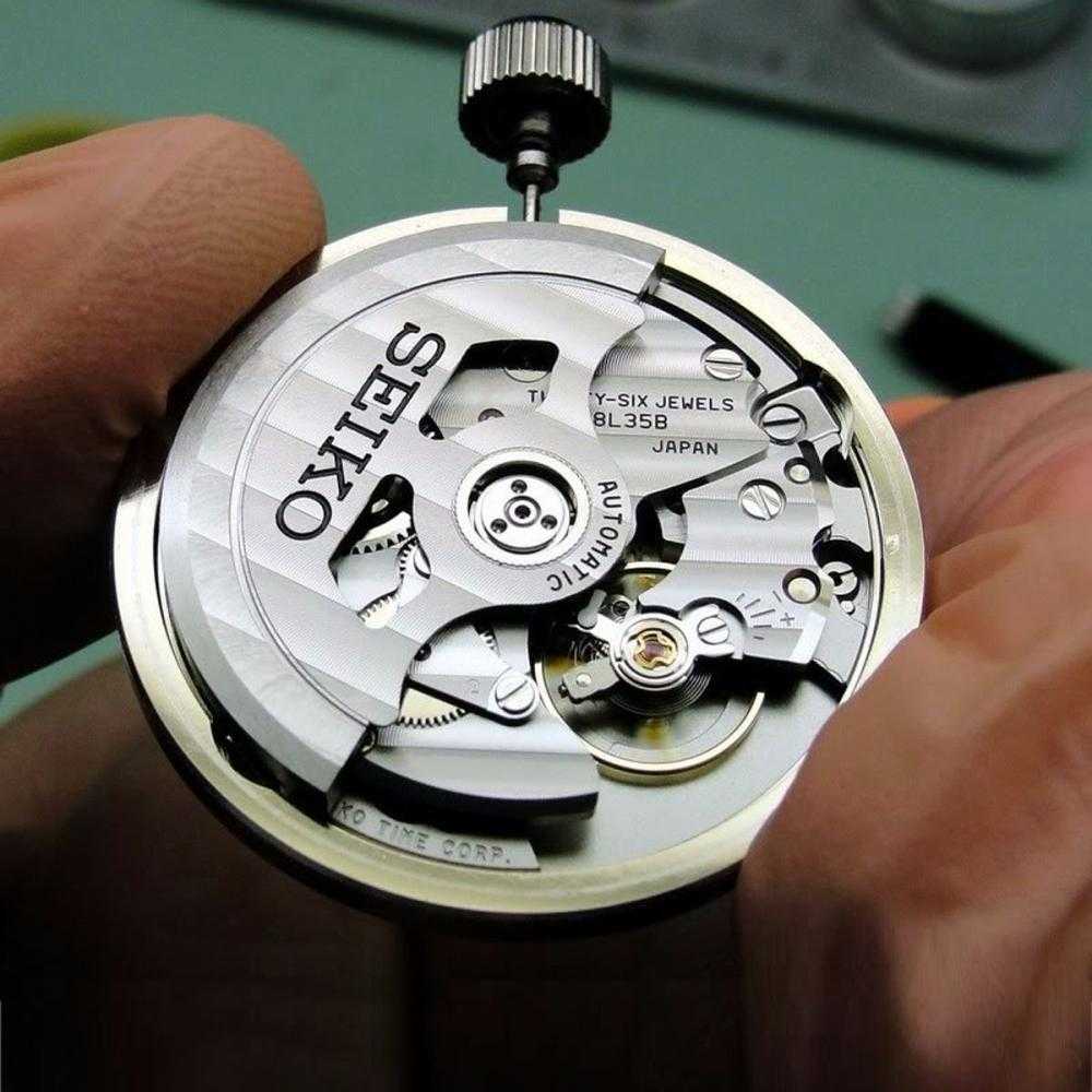 SEIKO GENERAL SRPC19K1 AUTOMATIC STAINLESS STEEL MEN'S SILVER WATCH - H2 Hub Watches