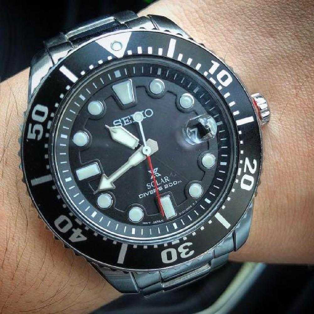 SEIKO PROSPEX SOLAR SNE437P1 STAINLESS STEEL MEN'S SILVER WATCH - H2 Hub Watches