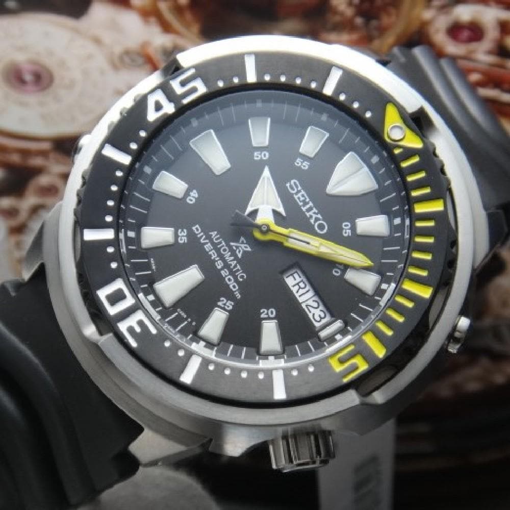 SEIKO PROSPEX DIVER SRP639K1 AUTOMATIC MEN'S BLACK RUBBER STRAP WATCH - H2 Hub Watches