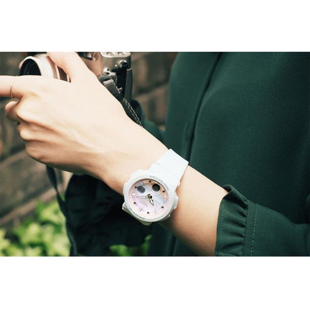CASIO BABY-G BGA-250-7A2DR DIGITAL QUARTZ WHITE RESIN WOMEN'S WATCH - H2 Hub Watches