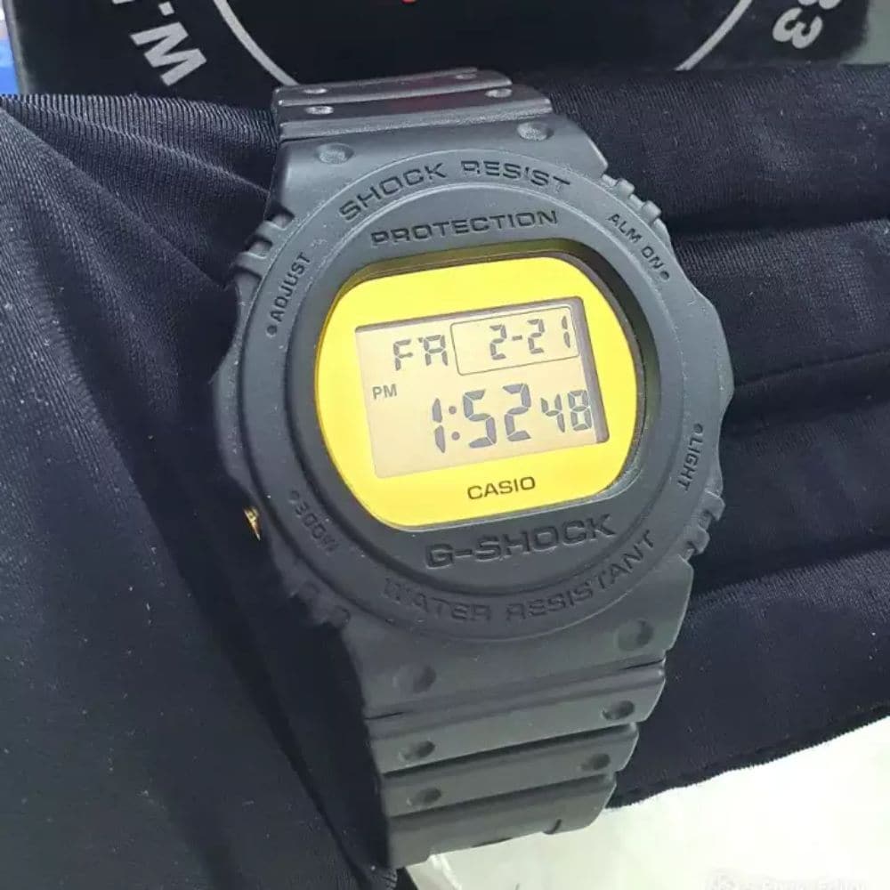 CASIO G-SHOCK DW-5700BBMB-1DR DIGITAL QUARTZ BLACK RESIN MEN'S WATCH - H2 Hub Watches